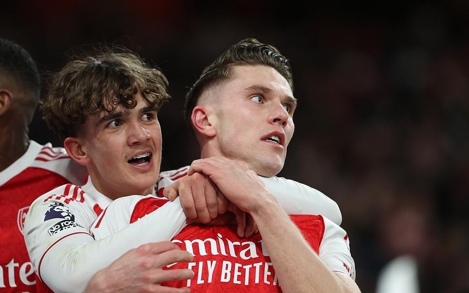 体坛联播阿森纳英超领先优势达9分，