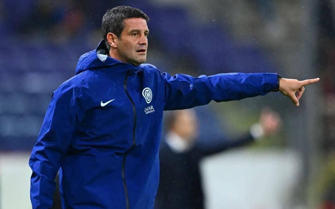 国米30轻取紫百合!恰20怒射破荒新人发力,齐沃的确“有一套”