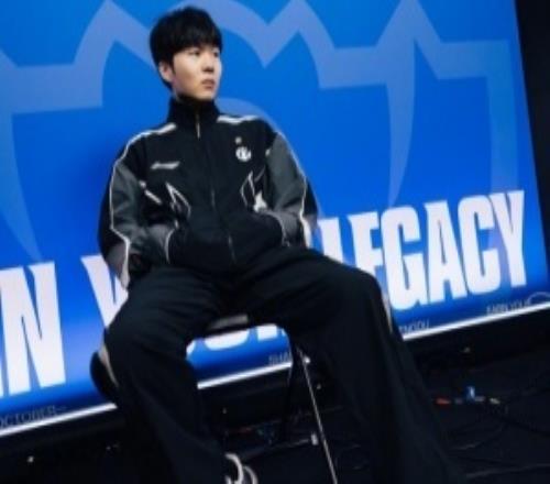 食言了！Rookie赛前曾放话：虽然只进3次世界赛但打LCK没输过