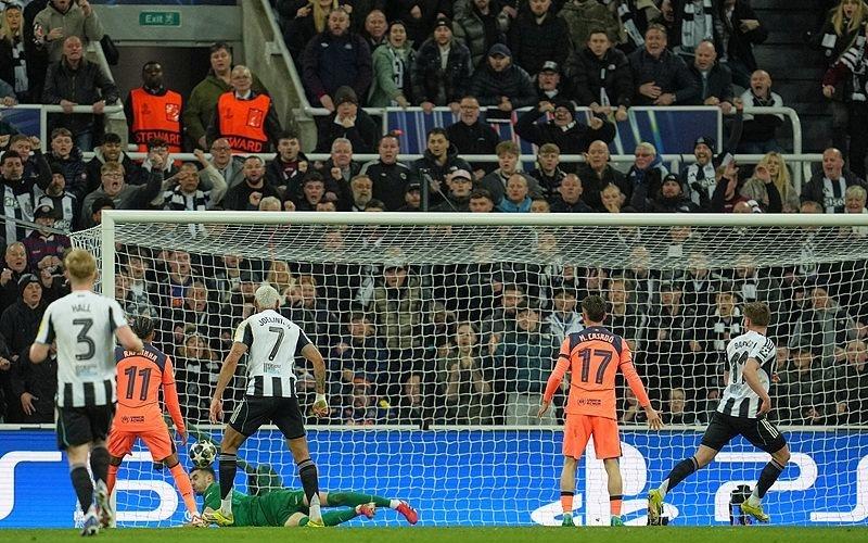 巴塞罗那11纽卡斯尔亚马尔补时绝平