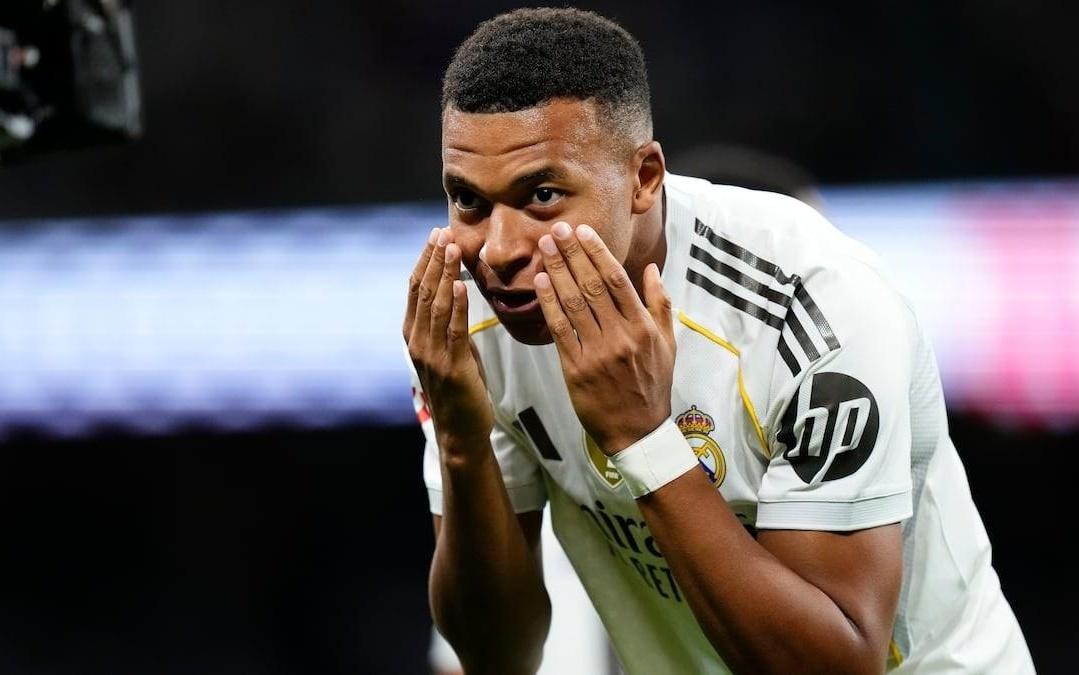 塞尔记者：姆巴佩将因腿部不适缺席欧