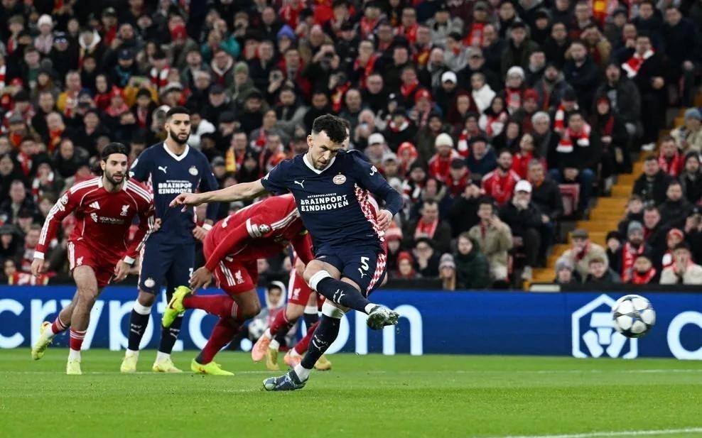 佩里西奇谈赢利物浦：球队表现很出色