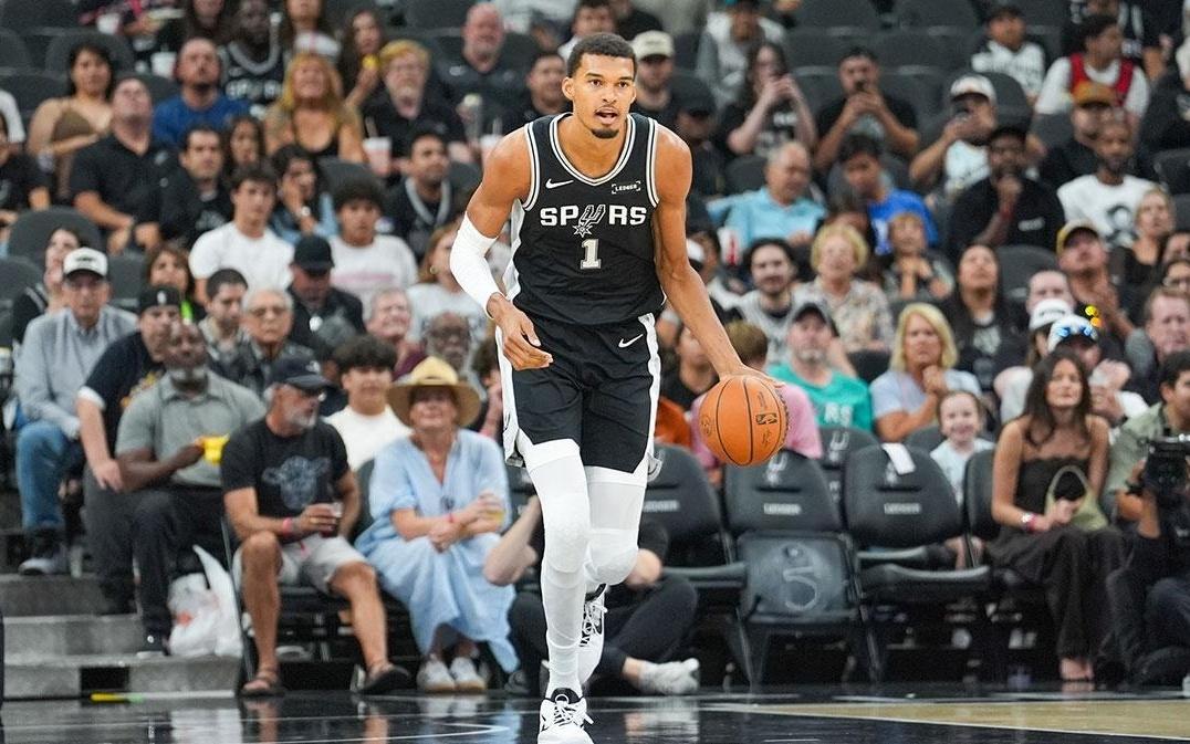 勇士队格林预测马刺队的维克托文班亚马,将获得罕见的MVP称号