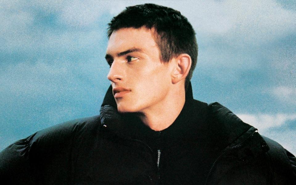 又到滑雪季，如何挑选既专业又时髦的雪场装备