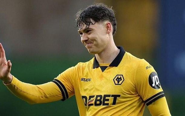 英媒：热刺、水晶宫等共4队获悉拉森的情况，狼队要4000万镑