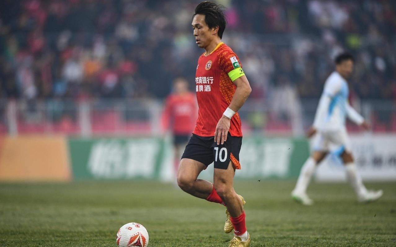 恭喜辽足！日本队长自宣不走，破除离队