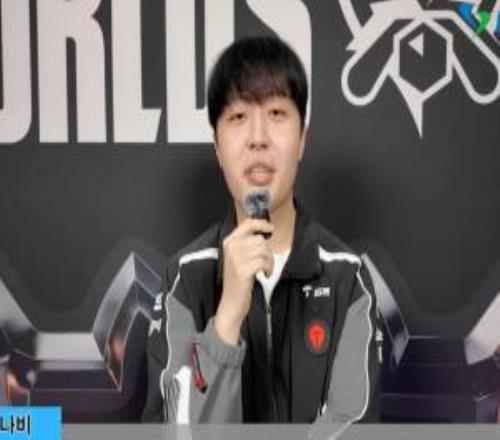 Kanavi：目标是打进决赛，想证明LPL实力强劲