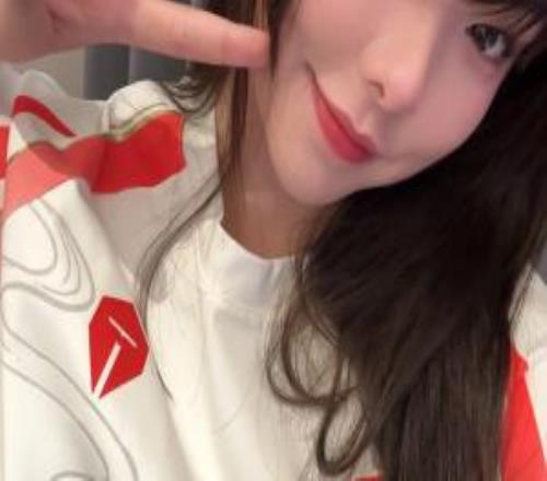 mayumi更博：求求你们了TES,我跪求你们！！你们是中国最后的希望了