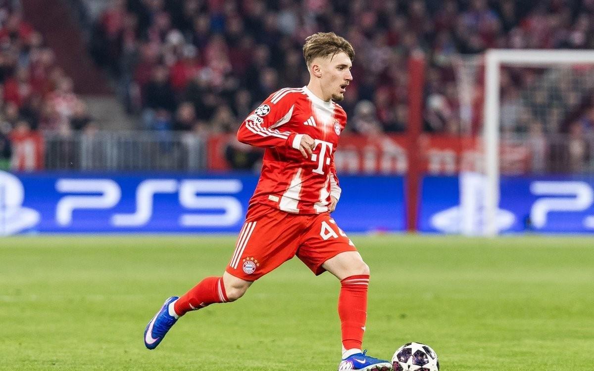 18岁24天，卡尔是欧冠单场传射建功最