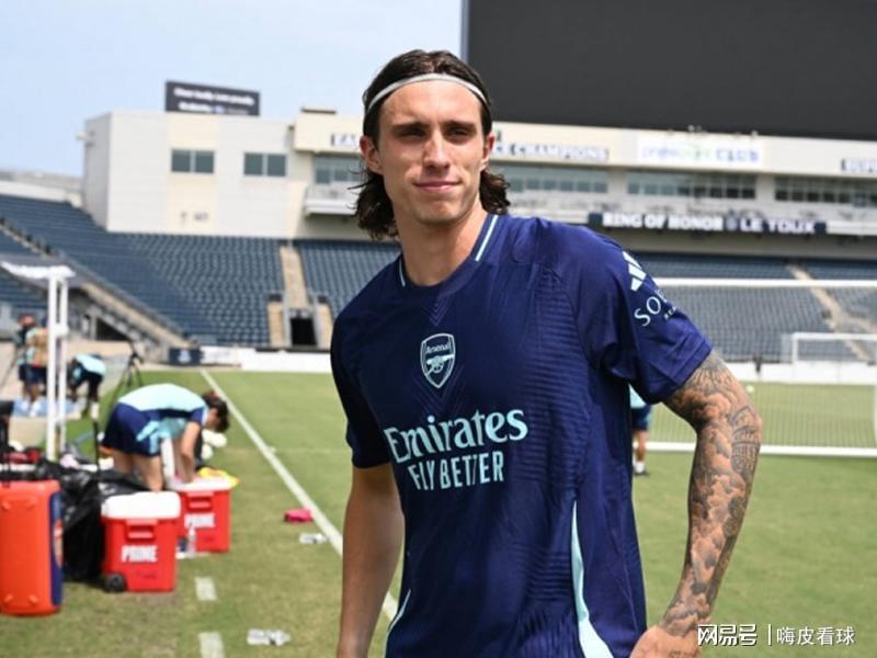 13年不败！英超三强出击，阿森纳后卫接