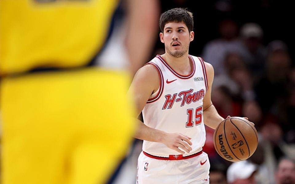 对手开始逐渐重视了，火箭探花郎的表现也开始变得挣扎起来