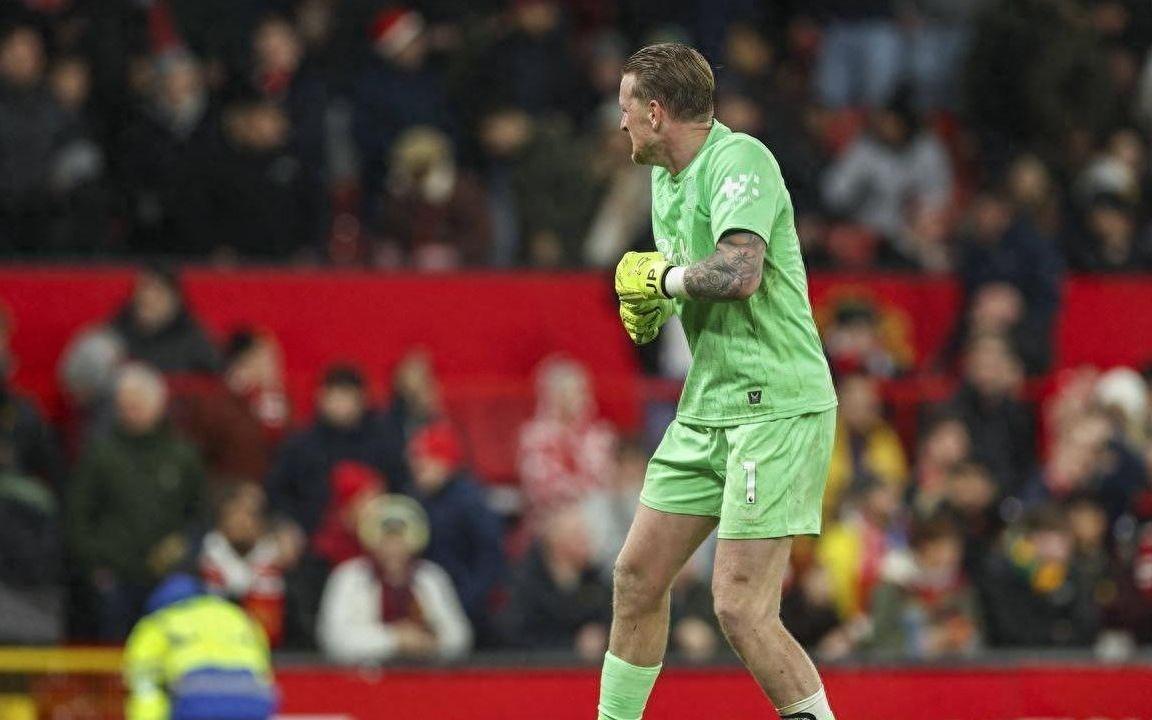 10打11仍获胜！英格兰国门6次扑救，力