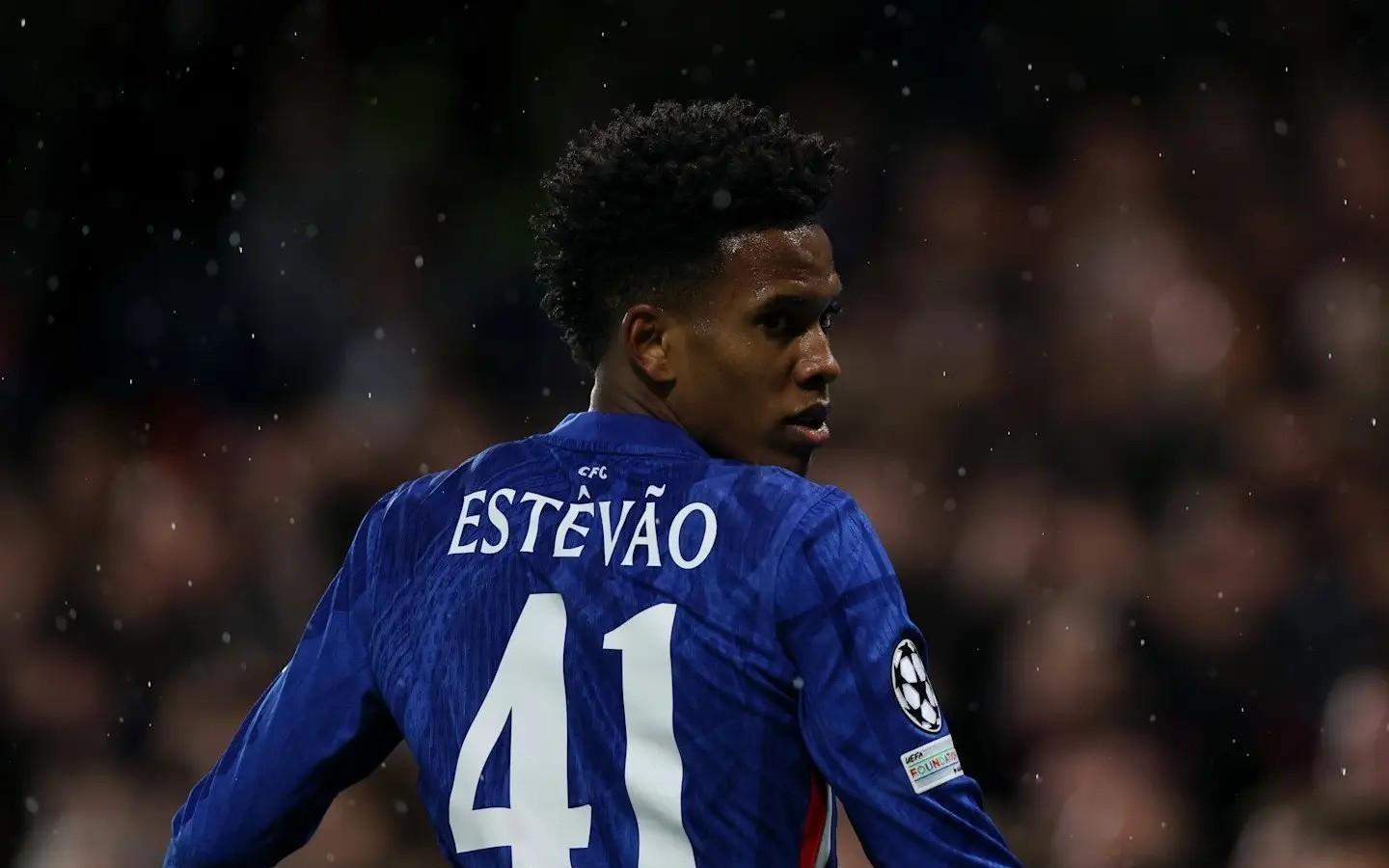 切尔西跟队记者：埃斯特旺、吉滕斯等