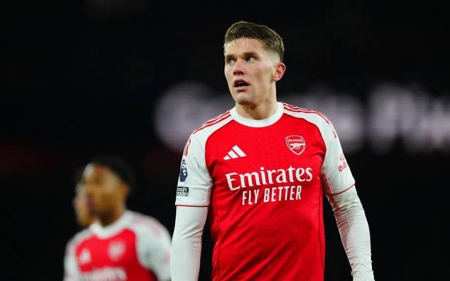 哲凯赖什谈当选瑞典年度最佳前锋：今