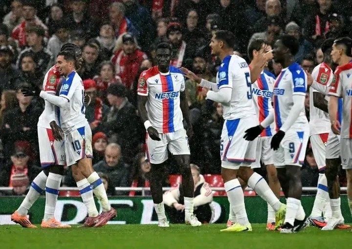 03!斯洛特提前投降,利物浦主场惨败,遭水晶宫三杀+近7战6负