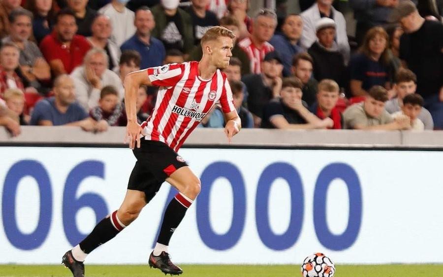 记者：布伦特福德无意出售阿耶，沃尔夫斯堡初步联系过转会