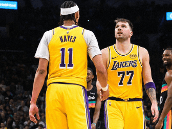 东契奇38+10+10湖人不敌马刺文班复出16+14