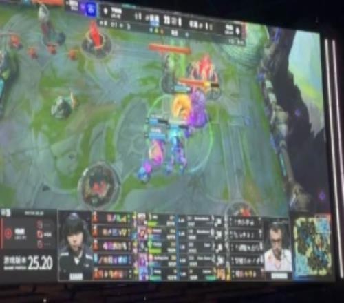 媒体人：TES打欧美就是重拳出击全员游龙最后4打5都一波推了