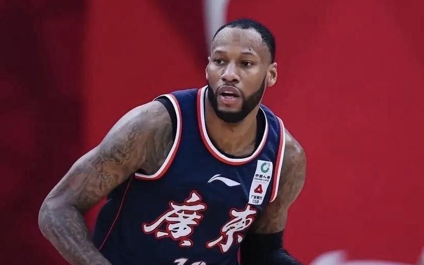 爆料广东队教练组大调整，杜锋面临下课，替代者现身，球迷支持