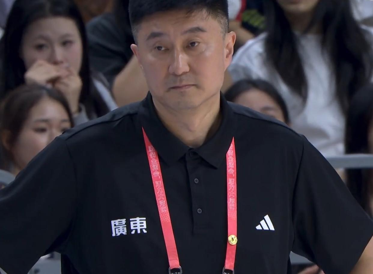 杜锋升职+李春江接任！广东队换帅倒计时，宏远新王朝正式诞生