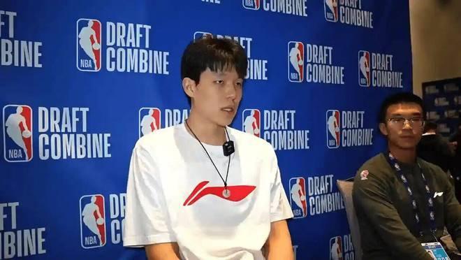 美媒：现在看来杨瀚森比詹姆斯更火他会成下一个全球超巨吗