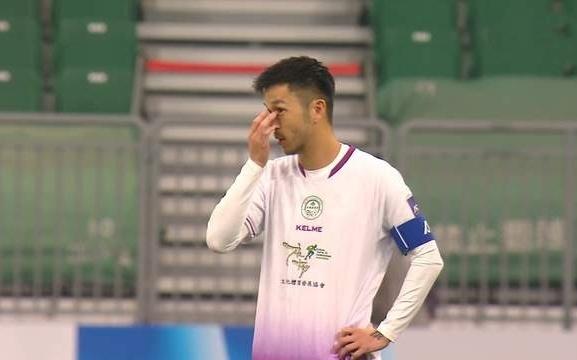 30，国安亚冠首胜张玉宁+塞尔吉尼奥连场破门拉米罗换人见效果