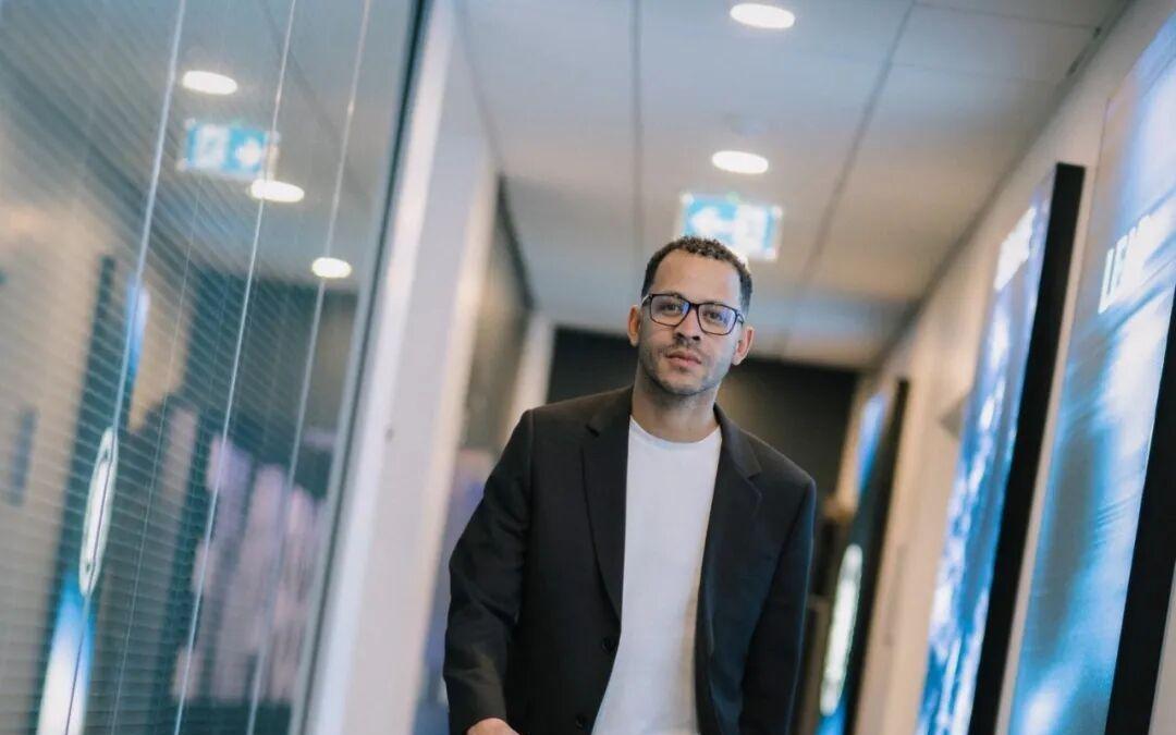 话题切尔西官宣41岁少帅，蓝军英超时