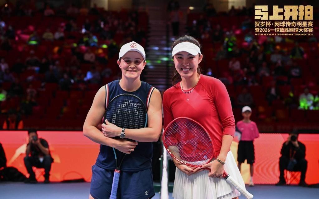 新春走基层网球传奇齐聚上海，精彩球技点燃新春佳节