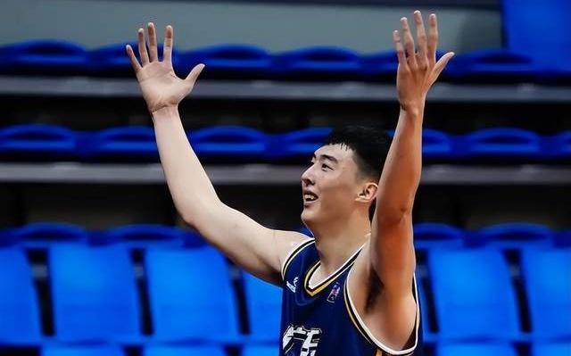 CBA最新消息！弗格或加盟江苏男篮，张明池正式复出