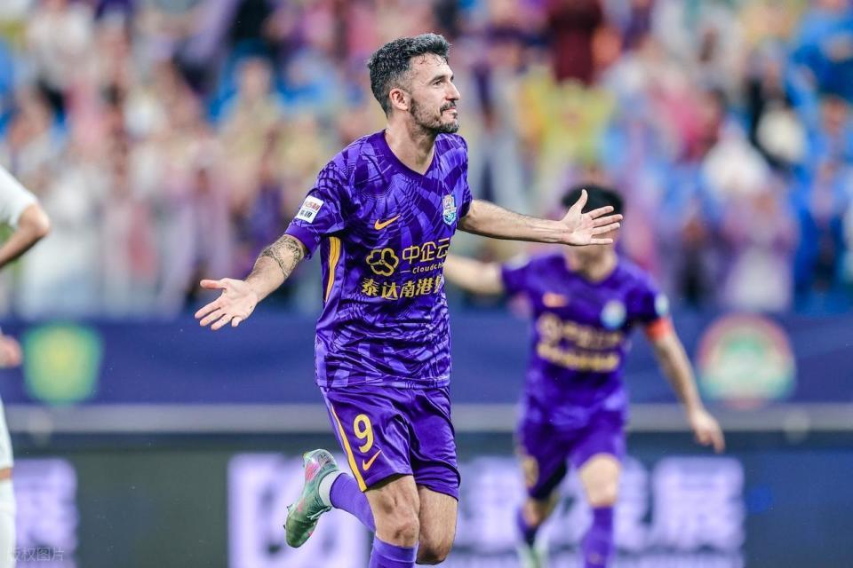 20!津门虎获近4轮首胜送英博2连败王秋明传射基莱斯轰第13球