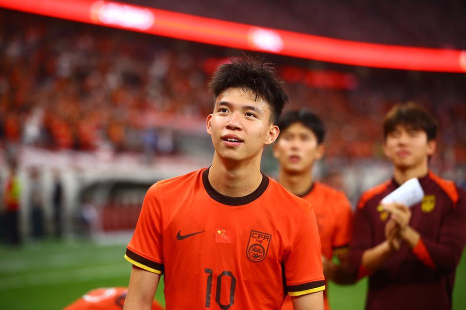 最强阵战熊猫杯！U22国足30人名单：依木兰回归荷乙中场首次入选