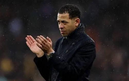 名记：即使切尔西无缘下赛季欧冠，罗塞尼尔也不会下课