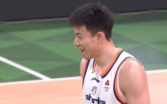 又被胖揍了！辽篮26分惨败，杨鸣束手无策，张镇麟16+3真不讲情面