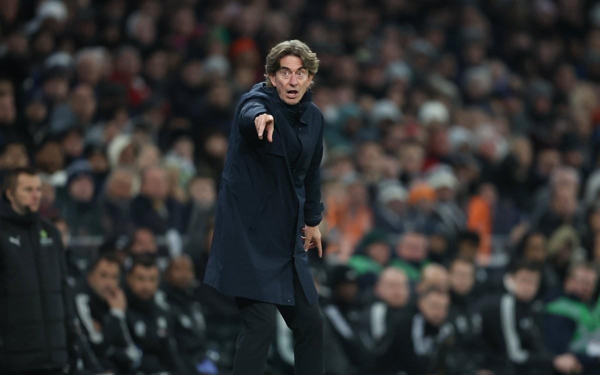 弗兰克：在门将失误后向其发出嘘声的