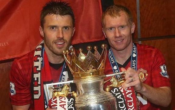 曼联12负纽卡！斯科尔斯发文嘲讽卡里