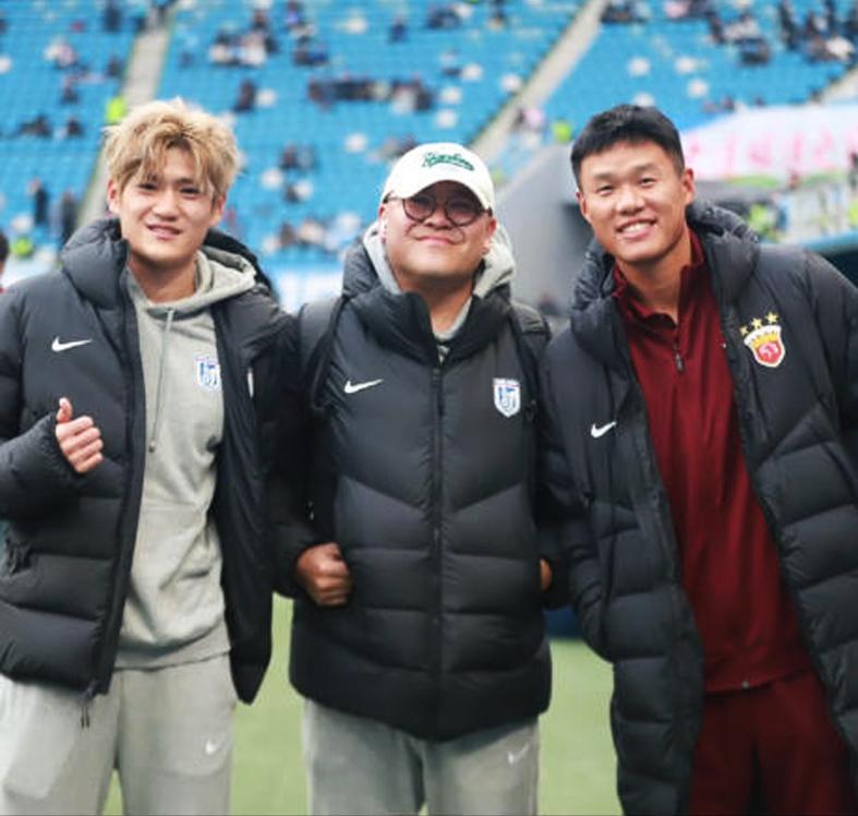 海港有爱妃刘如麻放弃刘主任吧！李昂