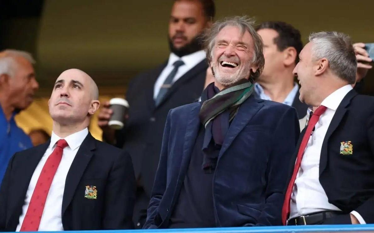 英媒：曼联将在赛季结束后引入后卫，并且已经制定了时间表