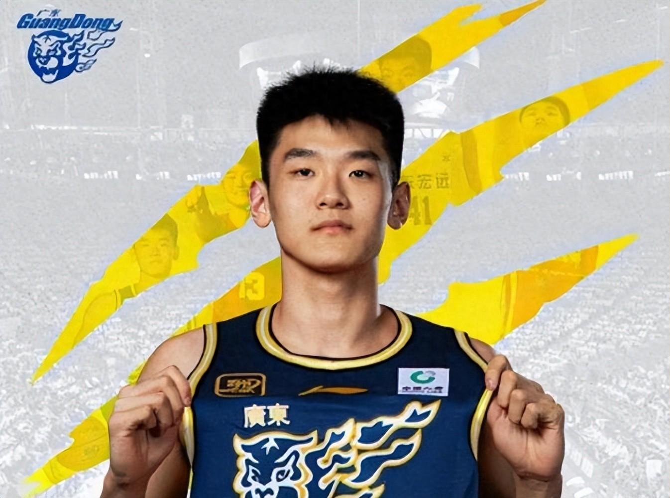 广东加时险胜同曦，一人完美首秀，两人令杜锋极为不满