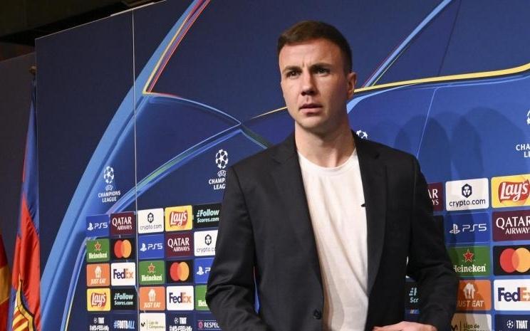 格策：很期待对阵巴萨，我们必须拿出百