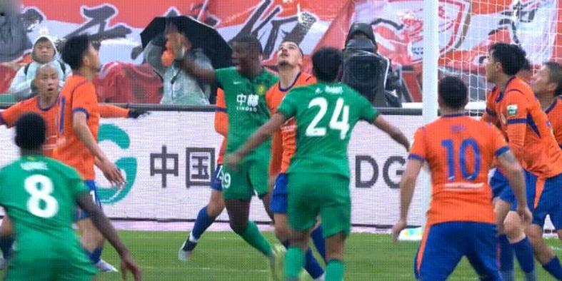 泰山罕见“获利”！球迷：谁家过年不吃