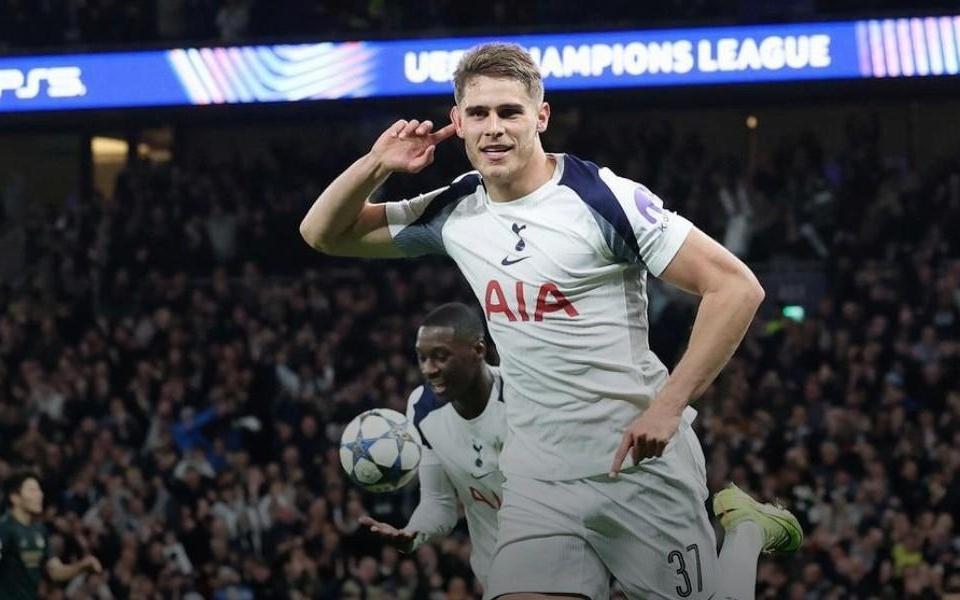 每体：巴斯托尼太贵巴萨关注范德芬，球