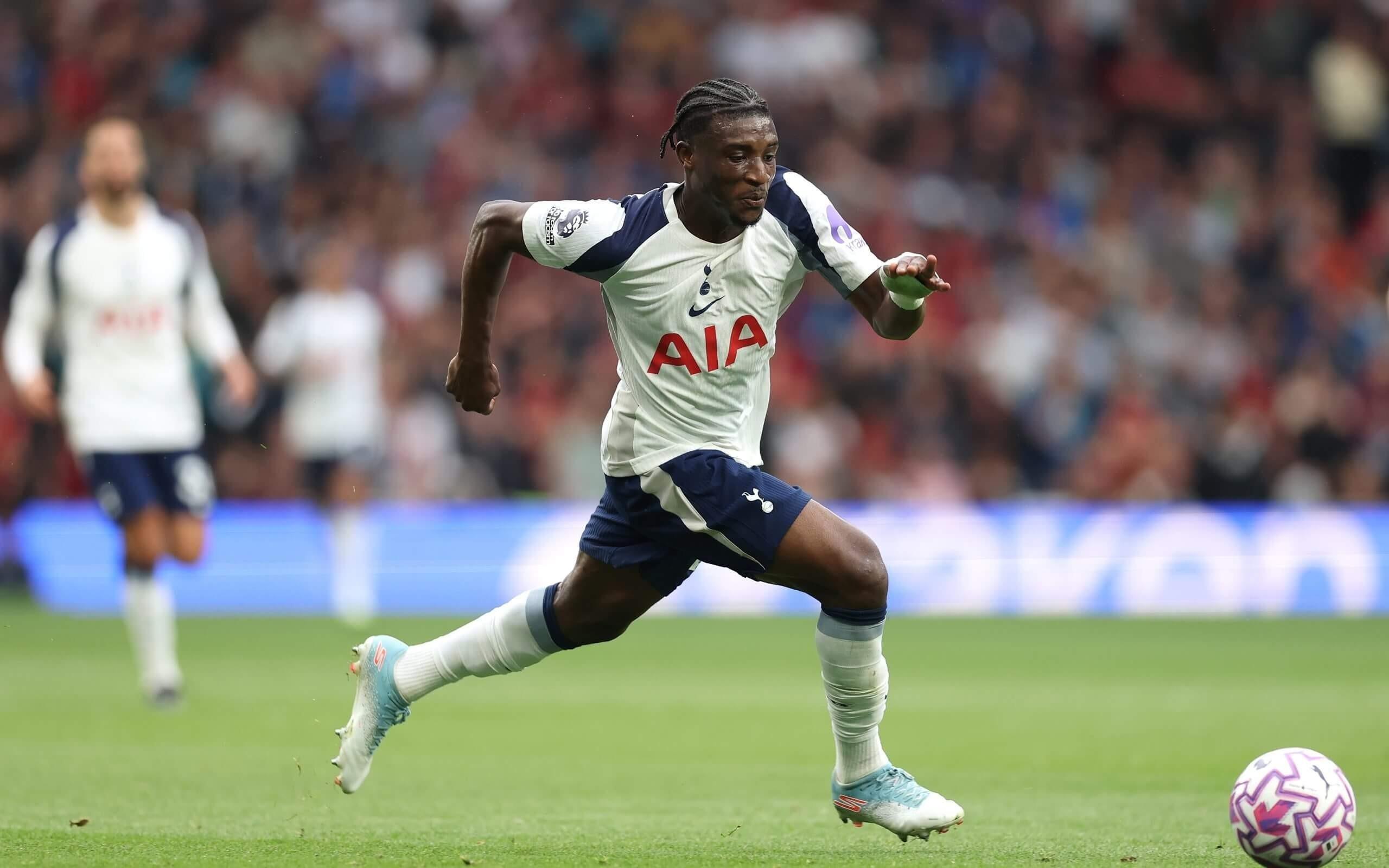 TA：切尔西曾4000万镑+霍尔求购库杜斯，但被西汉姆拒绝