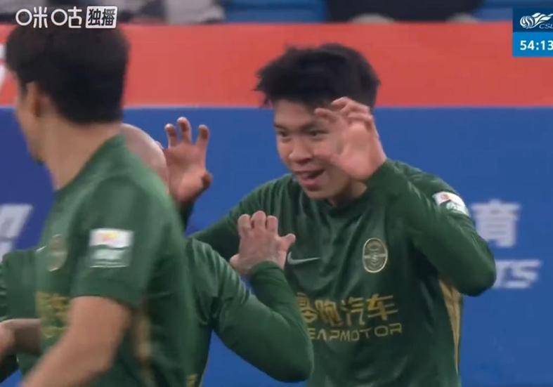 4110！中超疯狂一夜！大连掀翻海港浙江