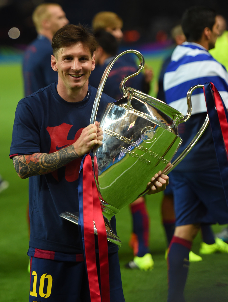 梅西是欧冠之王！多位同行提到欧冠只