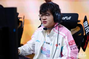 哥们你惩戒呢Xun对位遭到Junjia压制关键惩戒全输让队伍被翻