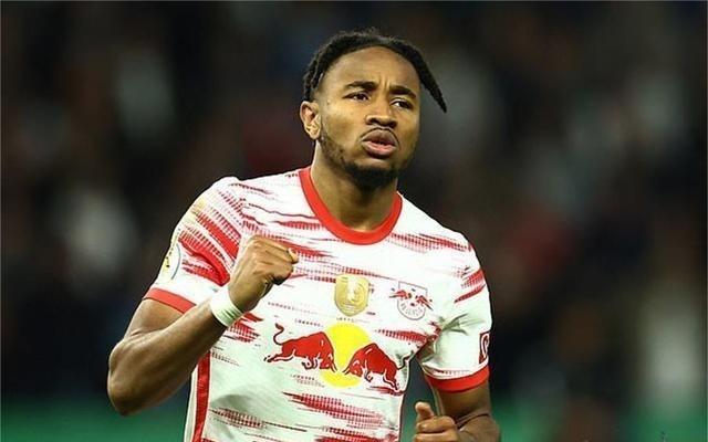 巴特斯觉得恩昆库适合南部之星，阿莫林需要挖掘防守的潜能