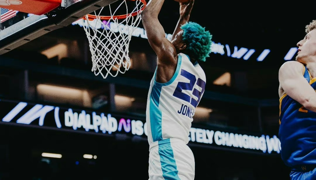 又一人离开NBA!签约意大利豪门,场均11+6仍失业,曾自称是GOAT
