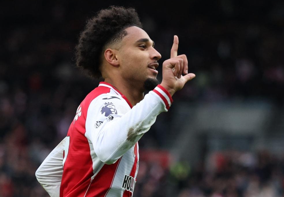 一场13上演逆袭好戏，英超豪强倒下，7.