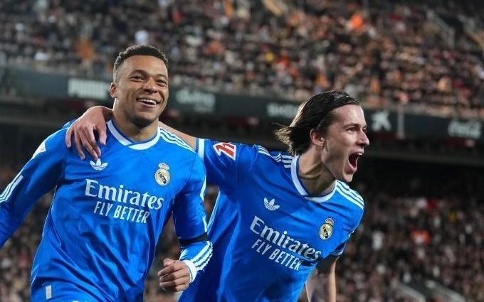 世体：姆巴佩伤势不重，皇马更多是想让