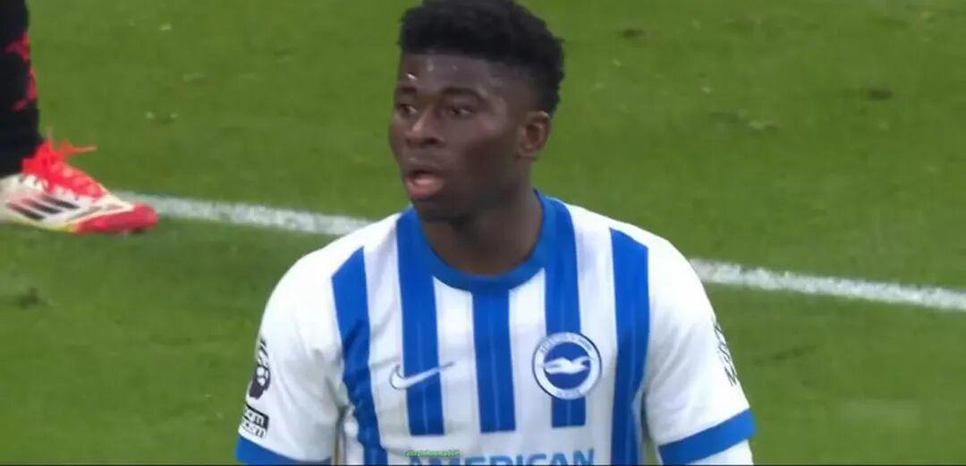 曼联签巴莱巴或成必然，欲砍价到8000万以下！阿莫林欲替代乌加特